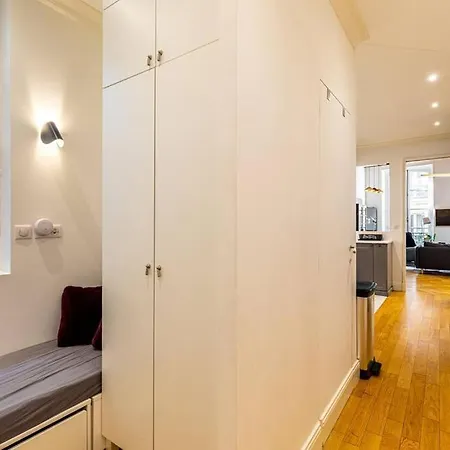 Guestready - Spacious 3 Min From Louvre ! Appartamento Parigi
